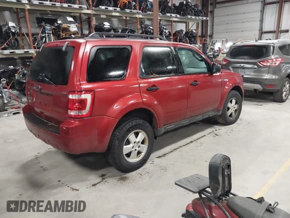 ✅ 2012 Ford Escape XLT • VIN: 1FMCU9D78CKB60466 • Lot: 43624691. Listed on IAAI with 199,638 mi. Free auction sales archive from the USA and detailed vehicle history report at DreamBid. Image 4.