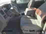 2006 Dodge 3500 SLT z VIN 3D7MX48C86G164397, wystawiony jako Copart lot #47233485 z przebiegiem 167 605 mil mil oraz Szkoda całkowita • Salvage title. Historia ofert i sprzedaży dostępna na DreamBid. Obrazek 7.