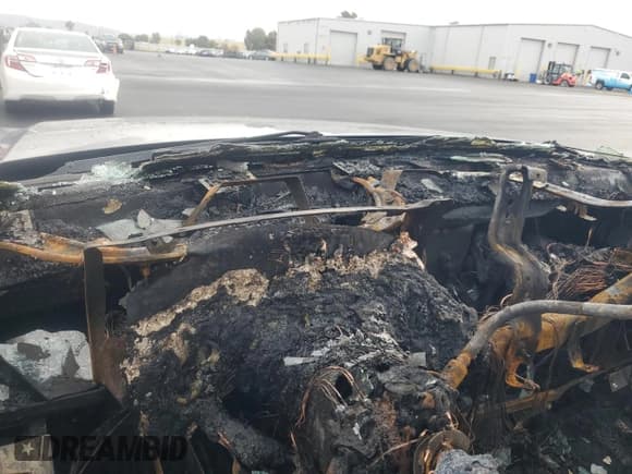 ✅ 2005 Chevrolet Avalanche LS • VIN: 3GNEC12Z35G153528 • Lot: 93129595. Wystawiony na Copart z przebiegiem Nie podano. Bezpłatny archiwum sprzedaży aukcyjnych z USA i szczegółowy raport historii pojazdu na DreamBid. Zdjęcie 9.