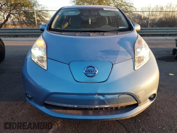 ✅ 2012 Nissan LEAF SL • VIN: JN1AZ0CPXCT021348 • Lot: 91648335. Wystawiony na Copart z przebiegiem 75 634 mil. Bezpłatny archiwum sprzedaży aukcyjnych z USA i szczegółowy raport historii pojazdu na DreamBid. Zdjęcie 5.