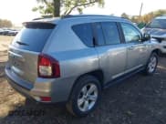 ✅ 2014 Jeep Compass Latitude • VIN: 1C4NJDEB4ED760694 • Lot: 43476082. Wystawiony na IAAI z przebiegiem 88 621 mil. Bezpłatny archiwum sprzedaży aukcyjnych z USA i szczegółowy raport historii pojazdu na DreamBid. Zdjęcie 4.