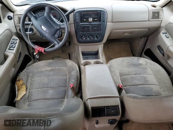 ✅ 2002 Ford Explorer XLS • VIN: 1FMZU72E82ZA75570 • Лот: 55411425. Опубликован ранее на Copart с пробегом 275 660 миль. Бесплатный доступ к архиву аукционных продаж из США и подробный отчёт об истории автомобиля на DreamBid. Изображение 8.