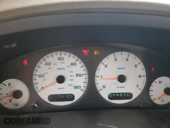 2002 Dodge Caravan eL с VIN 2B4GP34352R746336, выставлен на аукционе Copart как лот 53795125 с пробегом 196 704 миль миль и Списание • Salvage title. История ставок и продаж доступна на DreamBid. Изображение 8.