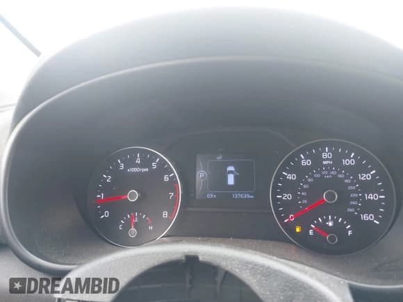 ✅ 2018 Kia Sportage LX • VIN: KNDPM3AC1J7485402 • Lot: 43426449. Wystawiony na IAAI z przebiegiem 137 639 mil. Bezpłatny archiwum sprzedaży aukcyjnych z USA i szczegółowy raport historii pojazdu na DreamBid. Zdjęcie 7.