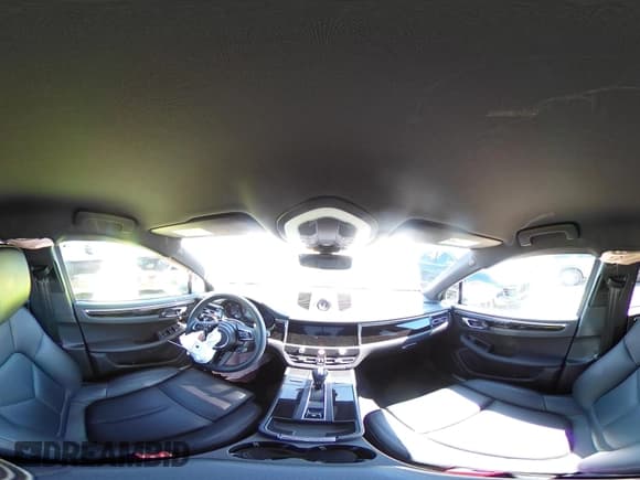 ✅ 2024 Porsche Macan S • VIN: WP1AG2A50RLB40128 • Lot: 42623875. Wystawiony na IAAI z przebiegiem 5 996 mil. Bezpłatny archiwum sprzedaży aukcyjnych z USA i szczegółowy raport historii pojazdu na DreamBid. Zdjęcie 19.