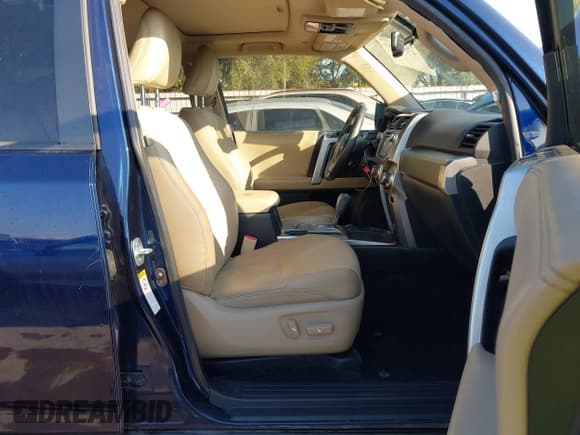 ✅ 2016 Toyota 4Runner SR5 • VIN: JTEZU5JR4G5117045 • Lot: 43178793. Wystawiony na IAAI z przebiegiem 146 920 mil. Bezpłatny archiwum sprzedaży aukcyjnych z USA i szczegółowy raport historii pojazdu na DreamBid. Zdjęcie 5.