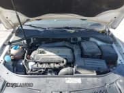 ✅ 2010 Volkswagen Passat Komfort • VIN: WVWJK7AN8AE137788 • Lot: 43377992. Wystawiony na IAAI z przebiegiem 188 049 mil. Bezpłatny archiwum sprzedaży aukcyjnych z USA i szczegółowy raport historii pojazdu na DreamBid. Zdjęcie 10.