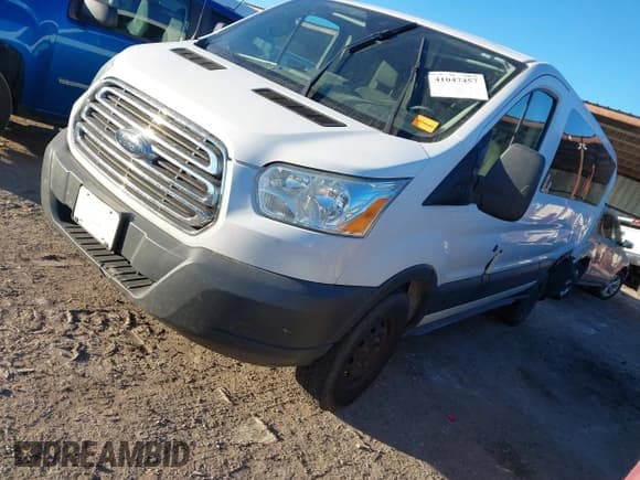 ✅ 2015 Ford Transit XL • VIN: 1FBZX2ZM3FKA76284 • Lot: 41047457. Wystawiony na IAAI z przebiegiem 191 400 mil. Bezpłatny archiwum sprzedaży aukcyjnych z USA i szczegółowy raport historii pojazdu na DreamBid. Zdjęcie 2.