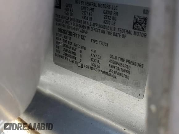 ✅ 2015 Chevrolet Silverado 2500HD LT • VIN: 1GC1KVEG0FF111137 • Lot: 59334755. Wystawiony na Copart z przebiegiem Nie podano. Bezpłatny archiwum sprzedaży aukcyjnych z USA i szczegółowy raport historii pojazdu na DreamBid. Zdjęcie 12.