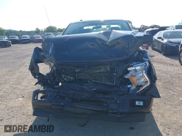 ✅ 2018 Ford F-150 XL • VIN: 1FTEX1CB1JKD88575 • Lot: 42395186. Wystawiony na IAAI z przebiegiem 80 056 mil. Bezpłatny archiwum sprzedaży aukcyjnych z USA i szczegółowy raport historii pojazdu na DreamBid. Zdjęcie 12.