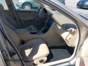 ✅ 2002 Mercedes-Benz C 230/260/280/320 • VIN: WDBRF61J62E006535 • Lot: 42662086. Wystawiony na IAAI z przebiegiem 166 139 mil. Bezpłatny archiwum sprzedaży aukcyjnych z USA i szczegółowy raport historii pojazdu na DreamBid. Zdjęcie 5.