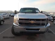 ✅ 2011 Chevrolet Silverado 2500HD LT • VIN: 1GC1KXC84BF117878 • Lot: 43551699. Wystawiony na IAAI z przebiegiem 55 157 mil. Bezpłatny archiwum sprzedaży aukcyjnych z USA i szczegółowy raport historii pojazdu na DreamBid. Zdjęcie 13.