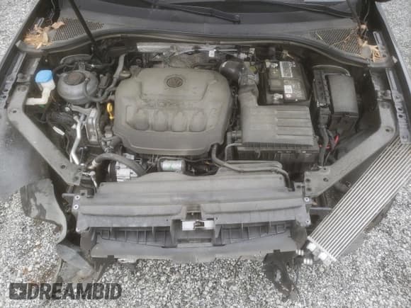 ✅ 2022 Volkswagen Tiguan S • VIN: 3VV0B7AX3NM076297 • Лот: 52021495. Опубликован ранее на Copart с пробегом 30 212 миль. Бесплатный доступ к архиву аукционных продаж из США и подробный отчёт об истории автомобиля на DreamBid. Изображение 12.