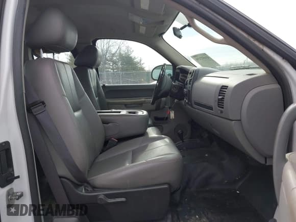 ✅ 2013 Chevrolet Silverado 2500HD Work Truck • VIN: 1GC2KVCG0DZ347760 • Lot: 41652339. Listed on IAAI with 130,873 mi. Free auction sales archive from the USA and detailed vehicle history report at DreamBid. Image 5.