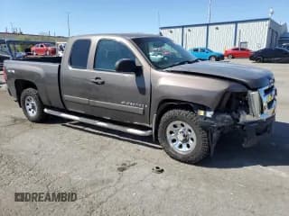 ✅ 2007 Chevrolet Silverado 1500 1LT • VIN: 1GCEK19J97E502830 • Lot: 71777814. Listed on Copart with 195,634 mi. Free auction sales archive from the USA and detailed vehicle history report at DreamBid. Image 4.