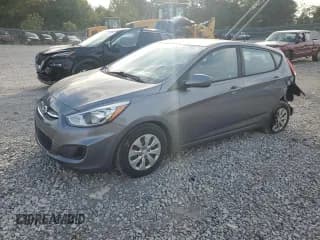 ✅ 2016 Hyundai Accent SE • VIN: KMHCT5AE2GU280370 • Лот: 69621894. Опубликован ранее на Copart с пробегом 85 221 миль. Бесплатный доступ к архиву аукционных продаж из США и подробный отчёт об истории автомобиля на DreamBid. Изображение 1.