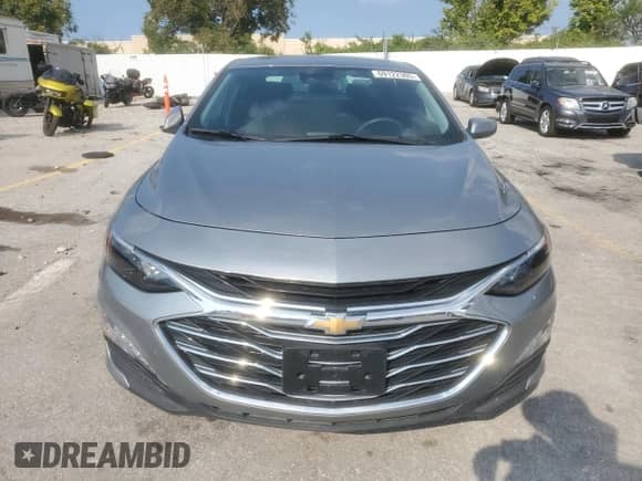 ✅ 2024 Chevrolet Malibu LT • VIN: 1G1ZD5ST2RF149996 • Lot: 69122305. Wystawiony na Copart z przebiegiem 11 036 mil. Bezpłatny archiwum sprzedaży aukcyjnych z USA i szczegółowy raport historii pojazdu na DreamBid. Zdjęcie 5.