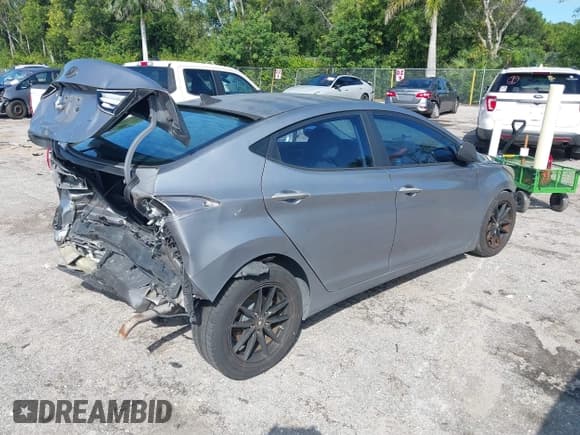✅ 2013 Hyundai Elantra GLS • VIN: KMHDH4AE3DU583332 • Lot: 43555990. Listed on IAAI with 155,431 mi. Free auction sales archive from the USA and detailed vehicle history report at DreamBid. Image 4.