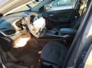 ✅ 2017 Chevrolet Volt LT • VIN: 1G1RC6S58HU189987 • Lot: 83861334. Wystawiony na Copart z przebiegiem 77 285 mil. Bezpłatny archiwum sprzedaży aukcyjnych z USA i szczegółowy raport historii pojazdu na DreamBid. Zdjęcie 7.