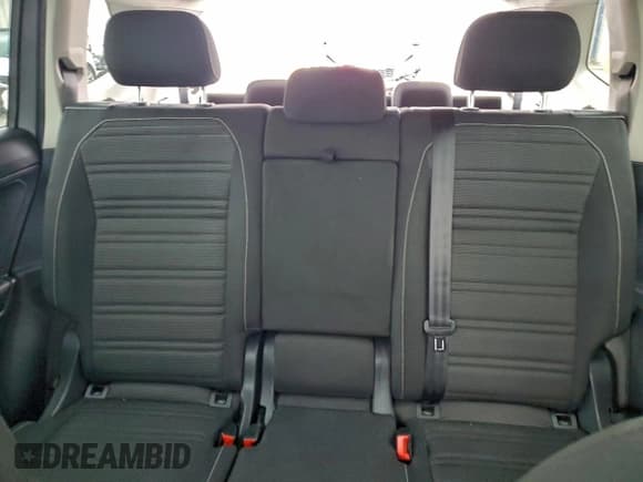 ✅ 2022 Volkswagen Tiguan S • VIN: 3VV1B7AX6NM012842 • Lot: 95321305. Wystawiony na Copart z przebiegiem 40 768 mil. Bezpłatny archiwum sprzedaży aukcyjnych z USA i szczegółowy raport historii pojazdu na DreamBid. Zdjęcie 10.