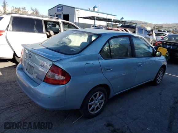 ✅ 2002 Toyota Prius • VIN: JT2BK12U420065714 • Лот: 41339925. Опубликован ранее на Copart с пробегом 113 784 миль. Бесплатный доступ к архиву аукционных продаж из США и подробный отчёт об истории автомобиля на DreamBid. Изображение 3.