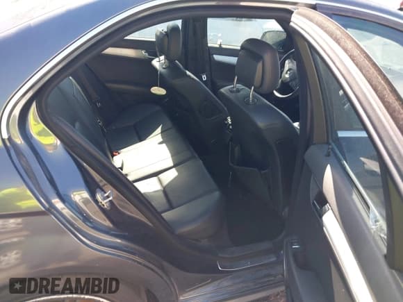 ✅ 2008 Mercedes-Benz C 300 Sport • VIN: WDDGF54X78R038615 • Lot: 42797070. Listed on IAAI with 153,581 mi. Free auction sales archive from the USA and detailed vehicle history report at DreamBid. Image 8.