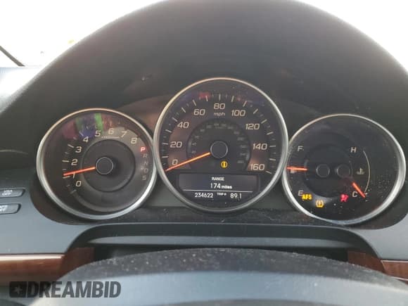 ✅ 2009 Acura RL Technology • VIN: JH4KB26649C001477 • Lot: 74373784. Wystawiony na Copart z przebiegiem 234 622 mil. Bezpłatny archiwum sprzedaży aukcyjnych z USA i szczegółowy raport historii pojazdu na DreamBid. Zdjęcie 9.