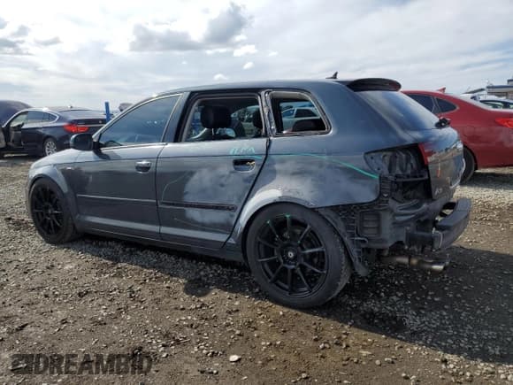 ✅ 2011 Audi A3 Premium Plus • VIN: WAUKEAFM9BA097588 • Лот: 92603035. Опубликован ранее на Copart с пробегом 132 285 миль. Бесплатный доступ к архиву аукционных продаж из США и подробный отчёт об истории автомобиля на DreamBid. Изображение 2.