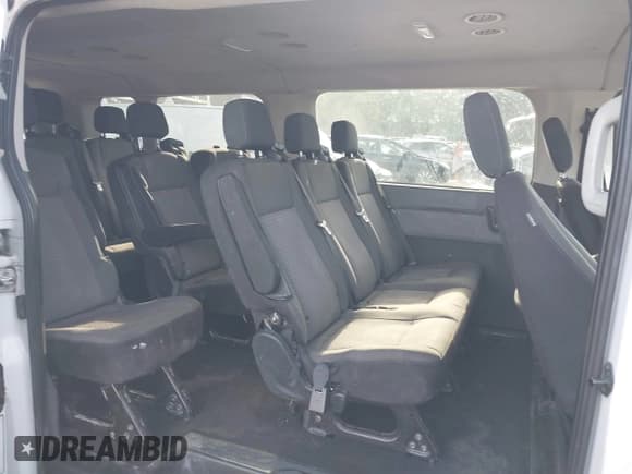 ✅ 2020 Ford Transit Passenger XL • VIN: 1FBAX2YG5LKA45932 • Лот: 43294442. Опубликован ранее на IAAI с пробегом 113 705 миль. Бесплатный доступ к архиву аукционных продаж из США и подробный отчёт об истории автомобиля на DreamBid. Изображение 8.