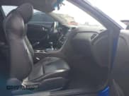 ✅ 2012 Hyundai Genesis Coupe 2.0T • VIN: KMHHT6KD9CU066388 • Lot: 43264700. Wystawiony na IAAI z przebiegiem 236 603 mil. Bezpłatny archiwum sprzedaży aukcyjnych z USA i szczegółowy raport historii pojazdu na DreamBid. Zdjęcie 5.