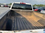 ✅ 2017 Chevrolet Silverado 2500HD Work Truck • VIN: 1GC2KUEG7HZ304451 • Lot: 42957129. Wystawiony na IAAI z przebiegiem 84 132 mil. Bezpłatny archiwum sprzedaży aukcyjnych z USA i szczegółowy raport historii pojazdu na DreamBid. Zdjęcie 1.