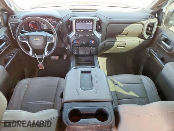 ✅ 2019 Chevrolet Silverado 1500 LTZ • VIN: 3GCUYGED0KG176219 • Lot: 86501615. Wystawiony na Copart z przebiegiem 128 953 mil. Bezpłatny archiwum sprzedaży aukcyjnych z USA i szczegółowy raport historii pojazdu na DreamBid. Zdjęcie 8.