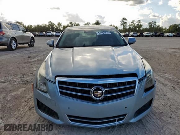 ✅ 2013 Cadillac ATS Luxury • VIN: 1G6AB5SA7D0150245 • Lot: 81751335. Wystawiony na Copart z przebiegiem 130 010 mil. Bezpłatny archiwum sprzedaży aukcyjnych z USA i szczegółowy raport historii pojazdu na DreamBid. Zdjęcie 5.