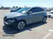 2022 Hyundai Kona Limited z VIN KM8K53AG5NU137096, wystawiony jako IAAI lot #42401140 z przebiegiem 39 230 mil mil oraz . Historia ofert i sprzedaży dostępna na DreamBid. Obrazek 2.