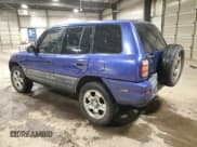 ✅ 1998 Toyota RAV4 • VIN: JT3HP10V1W0163995 • Lot: 90506025. Listed on Copart with 152,917 mi. Free auction sales archive from the USA and detailed vehicle history report at DreamBid. Image 2.