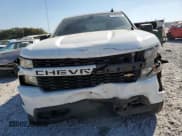 ✅ 2020 Chevrolet Silverado 1500 Custom • VIN: 1GCPWBEF6LZ103672 • Lot: 77603784. Wystawiony na Copart z przebiegiem 188 577 mil. Bezpłatny archiwum sprzedaży aukcyjnych z USA i szczegółowy raport historii pojazdu na DreamBid. Zdjęcie 5.