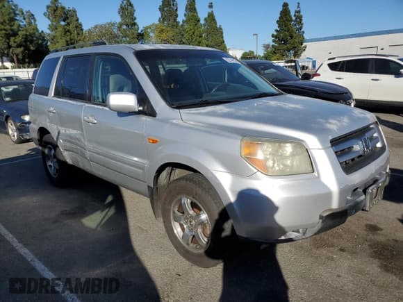 ✅ 2006 Honda Pilot EX • VIN: 5FNYF28496B024666 • Lot: 82744225. Wystawiony na Copart z przebiegiem 231 194 mil. Bezpłatny archiwum sprzedaży aukcyjnych z USA i szczegółowy raport historii pojazdu na DreamBid. Zdjęcie 4.