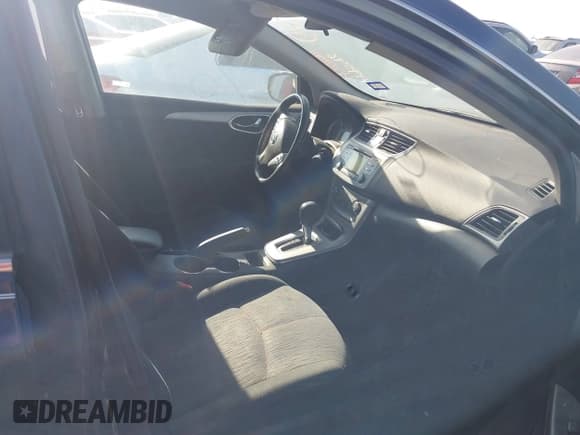 ✅ 2014 Nissan Sentra SV • VIN: 1N4AB7AP6EN850041 • Лот: 40311001. Опубликован ранее на IAAI с пробегом 75 774 миль. Бесплатный доступ к архиву аукционных продаж из США и подробный отчёт об истории автомобиля на DreamBid. Изображение 5.