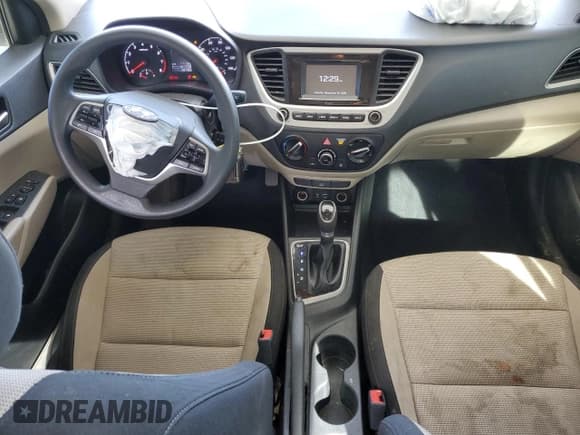 ✅ 2020 Hyundai Accent SE • VIN: 3KPC24A62LE103806 • Лот: 81188114. Опубликован ранее на Copart с пробегом 132 718 миль. Бесплатный доступ к архиву аукционных продаж из США и подробный отчёт об истории автомобиля на DreamBid. Изображение 8.