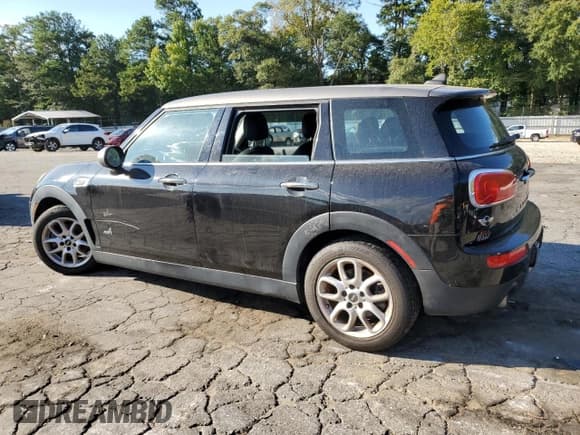✅ 2017 MINI Clubman Cooper • VIN: WMWLU1C58H2F28156 • Lot: 73883484. Listed on Copart with Not provided. Free auction sales archive from the USA and detailed vehicle history report at DreamBid. Image 2.