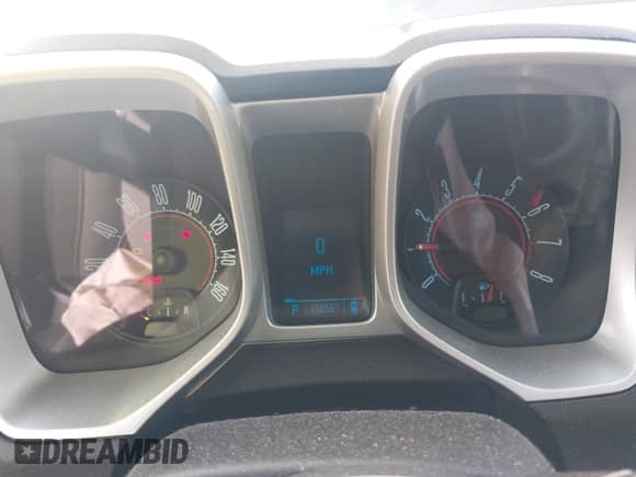 2011 Chevrolet Camaro 1LT z VIN 2G1FB1ED2B9173123, wystawiony jako IAAI lot #43338581 z przebiegiem 136 567 mil mil oraz . Historia ofert i sprzedaży dostępna na DreamBid. Obrazek 7.