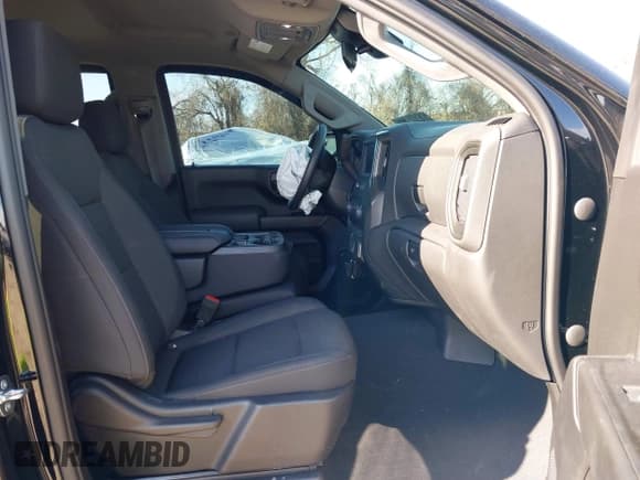 ✅ 2023 Chevrolet Silverado 1500 Custom Trail Boss • VIN: 3GCPDCEK2PG137008 • Lot: 41492242. Wystawiony na IAAI z przebiegiem 13 264 mil. Bezpłatny archiwum sprzedaży aukcyjnych z USA i szczegółowy raport historii pojazdu na DreamBid. Zdjęcie 5.