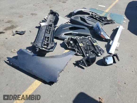 ✅ 2024 Ford Explorer Timberline • VIN: 1FMSK8JHXRGA16549 • Лот: 70749345. Опубликован ранее на Copart с пробегом 37 697 миль. Бесплатный доступ к архиву аукционных продаж из США и подробный отчёт об истории автомобиля на DreamBid. Изображение 13.