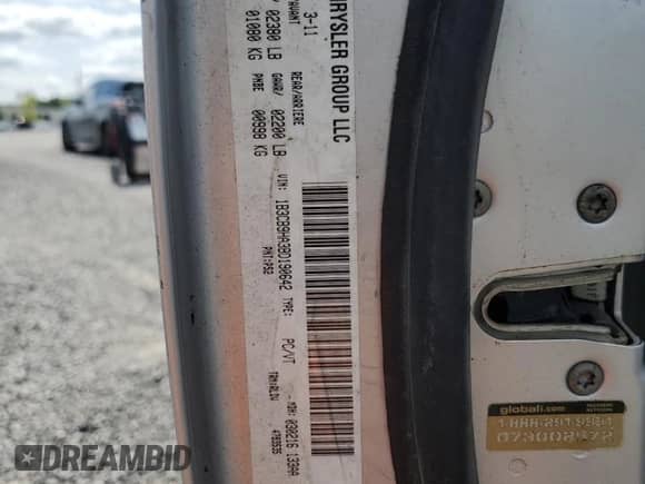 2011 Dodge Caliber Uptown с VIN 1B3CB9HA3BD190642, выставлен на аукционе Copart как лот 67273325 с пробегом 157 683 миль миль и Чистый • Clean title. История ставок и продаж доступна на DreamBid. Изображение 13.