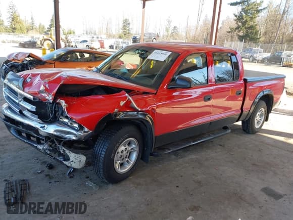 ✅ 2001 Dodge Dakota Sport • VIN: 1B7GL2AN81S106374 • Lot: 41435940. Wystawiony na IAAI z przebiegiem 183 540 mil. Bezpłatny archiwum sprzedaży aukcyjnych z USA i szczegółowy raport historii pojazdu na DreamBid. Zdjęcie 2.