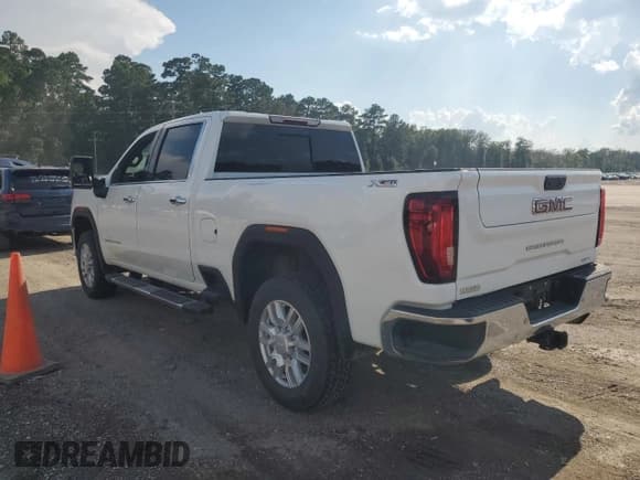 ✅ 2020 GMC Sierra 2500HD SLT • VIN: 1GT49NE74LF156506 • Lot: 67862625. Listed on Copart with 98,596 mi. Free auction sales archive from the USA and detailed vehicle history report at DreamBid. Image 2.