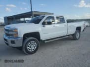 ✅ 2015 Chevrolet Silverado 2500HD LT • VIN: 1GC1CVE81FF100234 • Lot: 82527324. Listed on Copart with 195,796 mi. Free auction sales archive from the USA and detailed vehicle history report at DreamBid. Image 1.