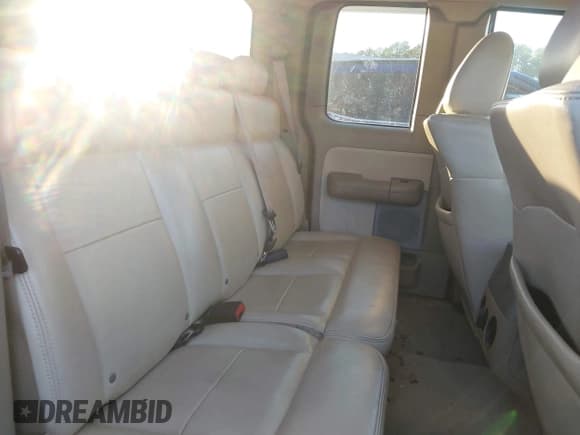 ✅ 2004 Ford F-150 XL • VIN: 1FTPX12594NB08585 • Lot: 43620096. Listed on IAAI with 198,651 mi. Free auction sales archive from the USA and detailed vehicle history report at DreamBid. Image 8.