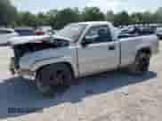 2005 Chevrolet Silverado 1500 Work Truck с VIN 1GCEC14X65Z284327, выставлен на аукционе Copart как лот 62468105 с пробегом 72 237 миль миль и Списание • Salvage title. История ставок и продаж доступна на DreamBid. Изображение 1.