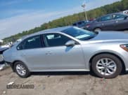 ✅ 2018 Volkswagen Passat S • VIN: 1VWAA7A36JC011598 • Lot: 43285882. Wystawiony na IAAI z przebiegiem 102 770 mil. Bezpłatny archiwum sprzedaży aukcyjnych z USA i szczegółowy raport historii pojazdu na DreamBid. Zdjęcie 14.